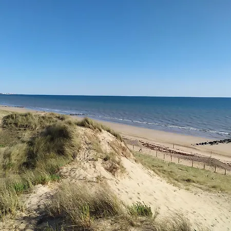 Riez Les Pieds Dans L'eau