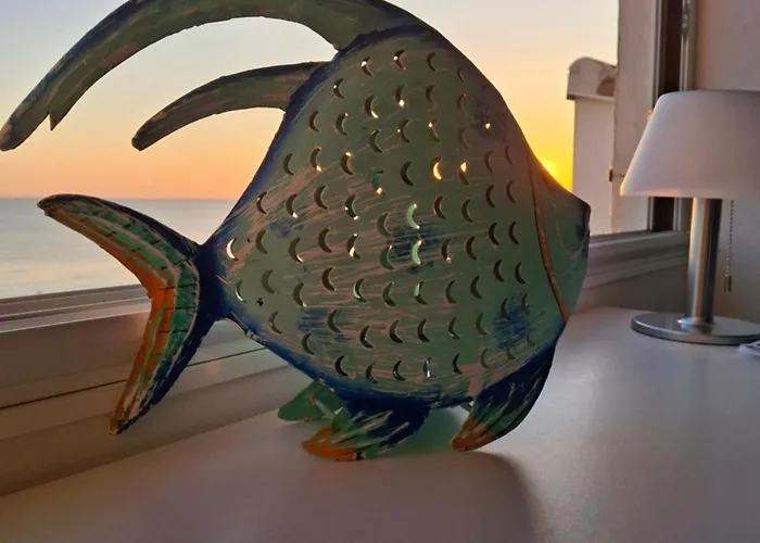 Riez Les Pieds Dans L'eau